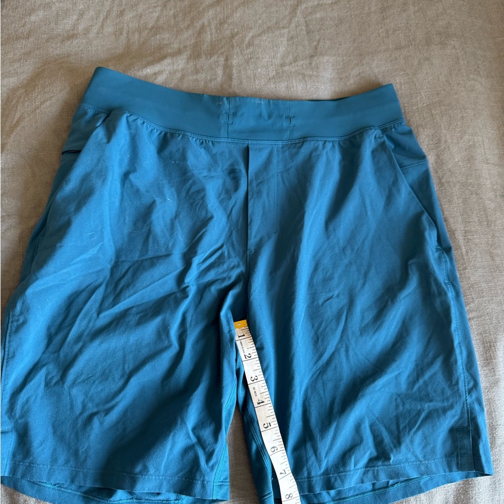 Men’s lululemon Blue Athletic Shorts